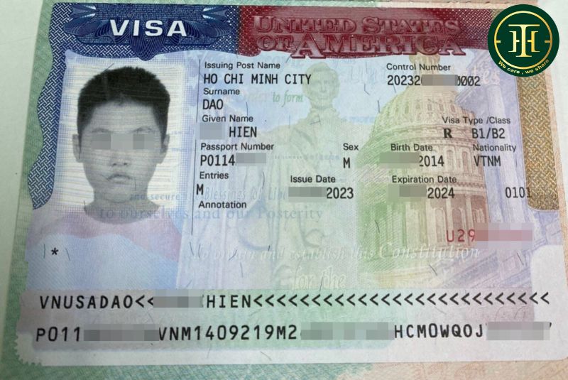 Ảnh visa của con chị Nga