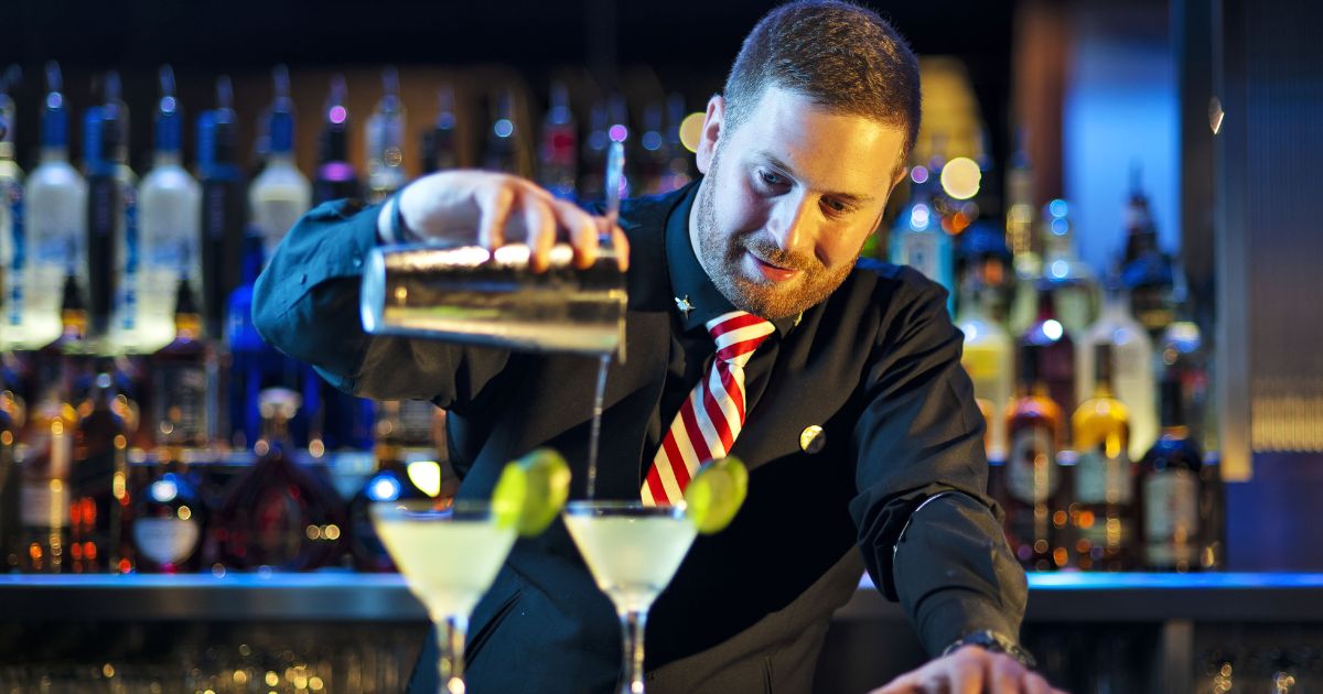 Việc làm Bartender mang đến thu nhập và cơ hội định cư cao