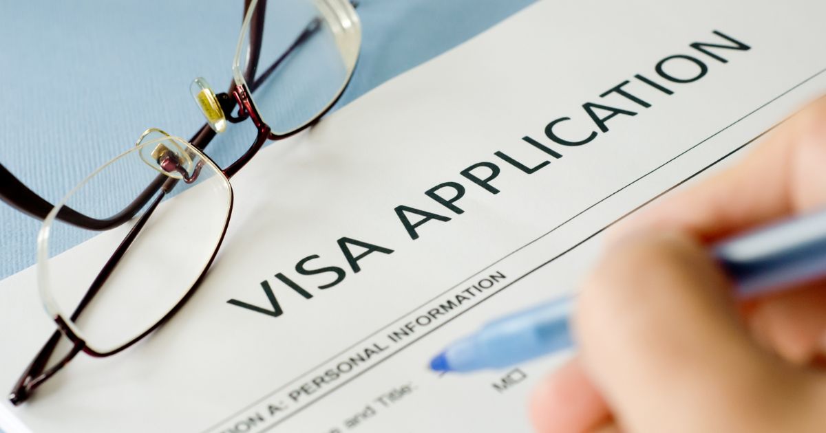 Chi tiết thủ tục xin thị thực Canada 10 năm