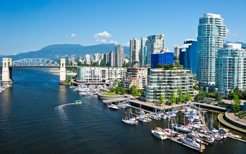 Điều kiện nhận thẻ y tế tại bang British Columbia